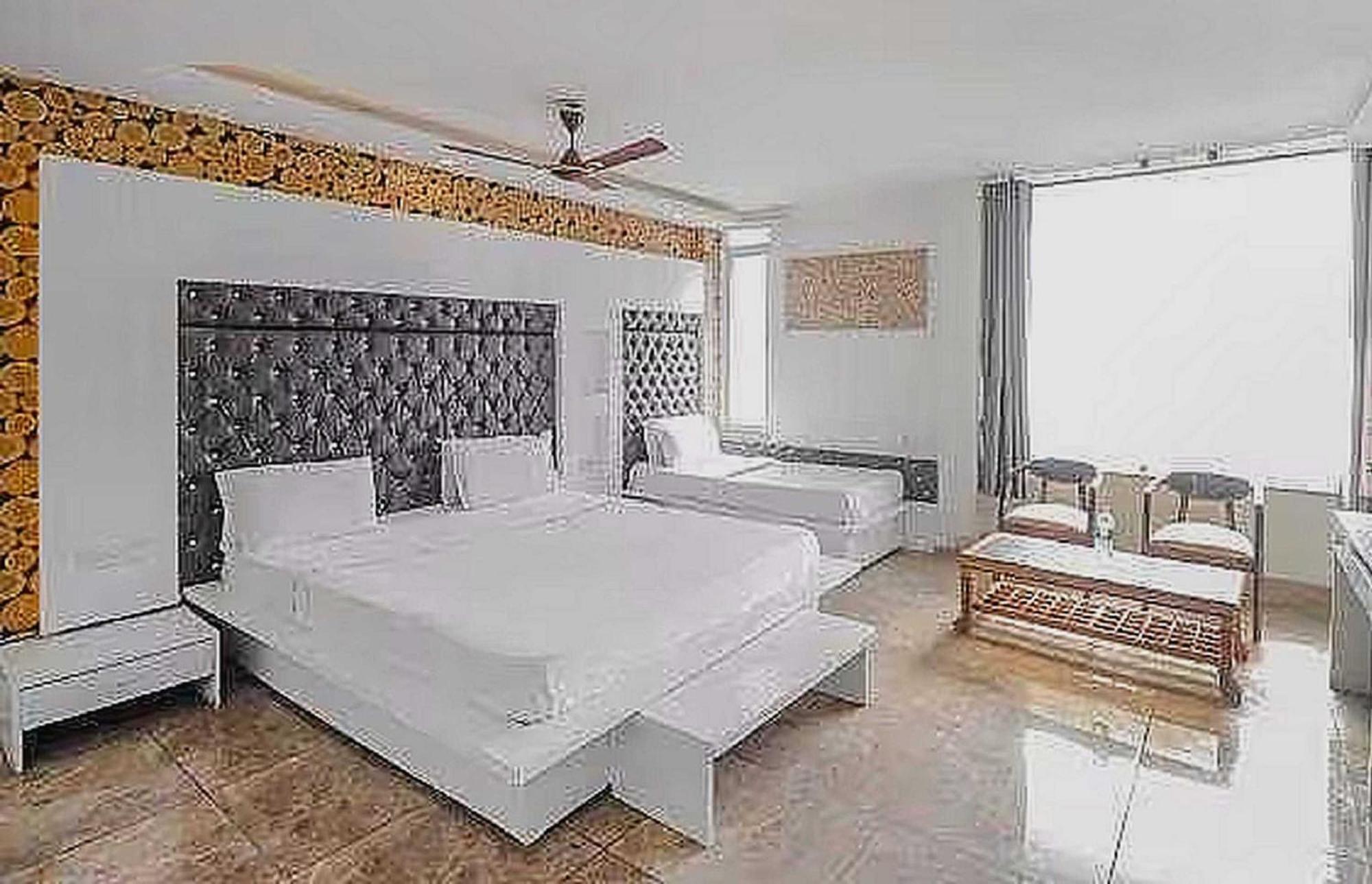 Rohtak Super Hotel O Vivaan Residency מראה חיצוני תמונה